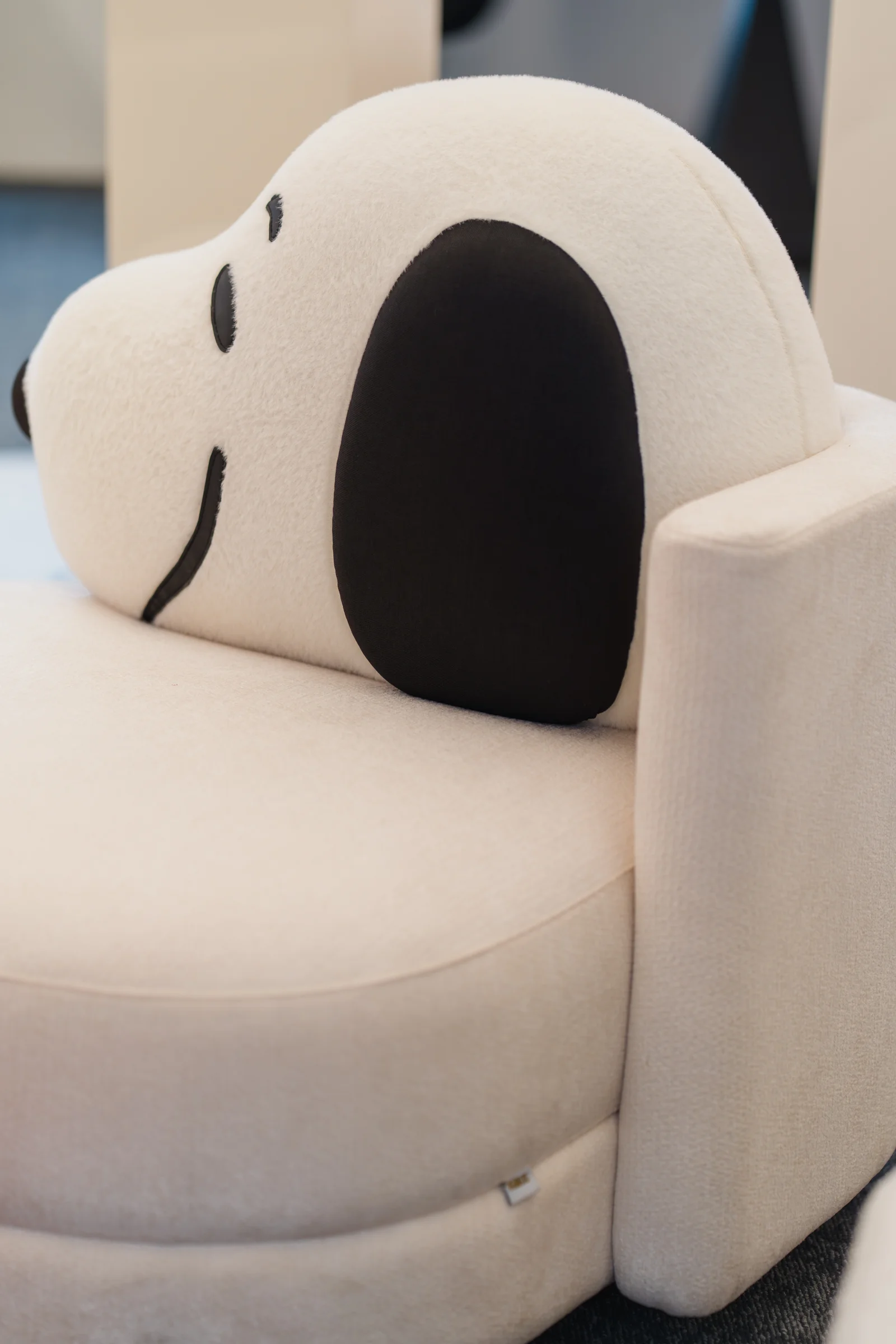Peanuts™ Loose Seating Lounge Sofa